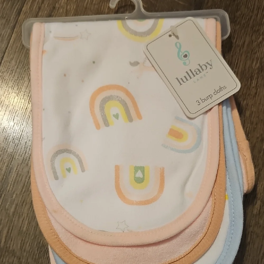 NWT Baby Gray Elephant Hooded Towel & 3 burp Cloths Unicorn Rainbow Shower Gift